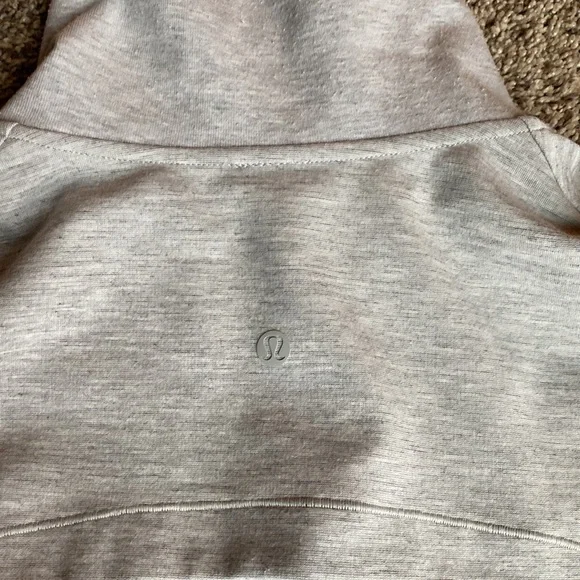Lululemon Zip Up Sweatshirt/Jacket - Picture 7 of 8